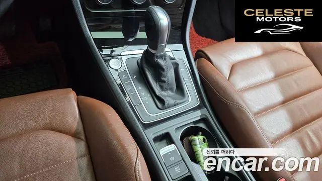 VOLKSWAGEN 72.0 TDI Premium 2015 — photo 9 sur 26