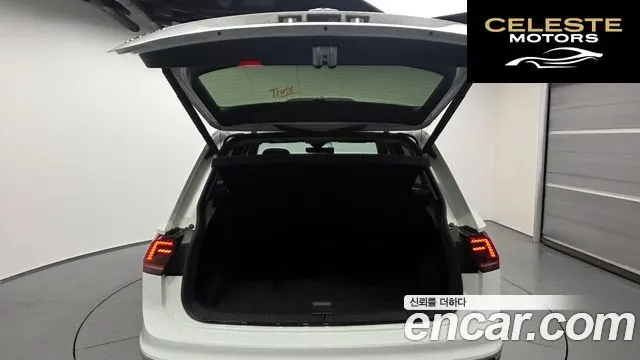 VOLKSWAGEN 22.0 TDI Premium 2020 — photo 26 sur 34