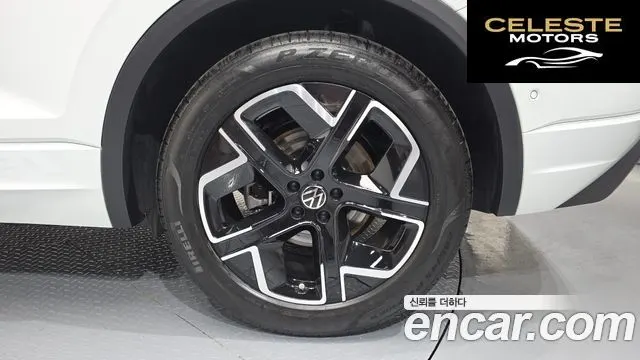 VOLKSWAGEN 33.0 TDI 2024 — photo 7 sur 32
