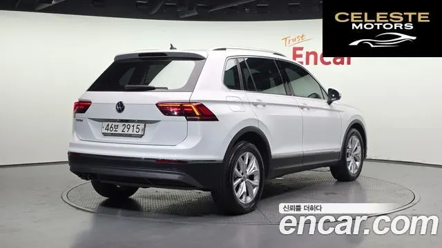 VOLKSWAGEN 22.0 TDI Premium 2018 — photo 2 sur 20