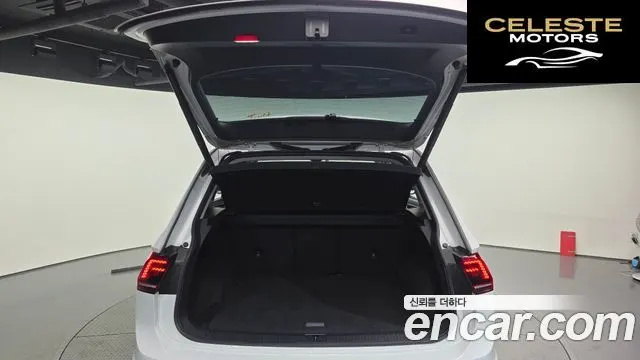 VOLKSWAGEN 22.0 TDI Premium 2018 — photo 20 sur 20