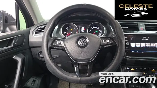 VOLKSWAGEN 22.0 TDI Premium 2018 — photo 13 sur 20