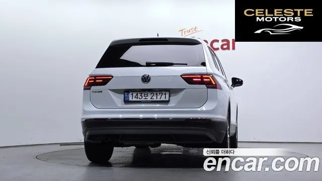 VOLKSWAGEN 22.0 TDI Premium 2018 — photo 4 sur 20