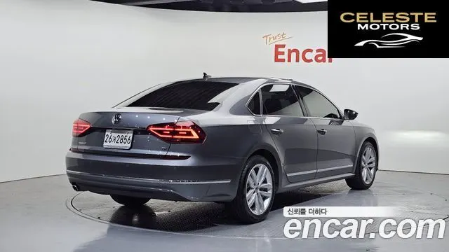 VOLKSWAGEN 2.0 TSI 2018 — photo 2 sur 30