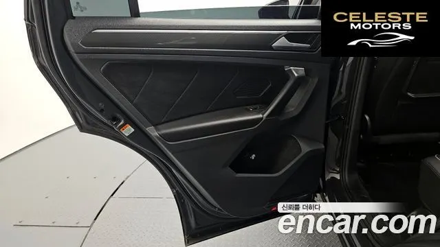 VOLKSWAGEN 22.0 TDI 2020 — photo 15 sur 34