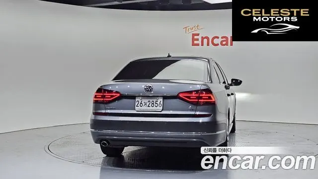VOLKSWAGEN 2.0 TSI 2018 — photo 4 sur 30