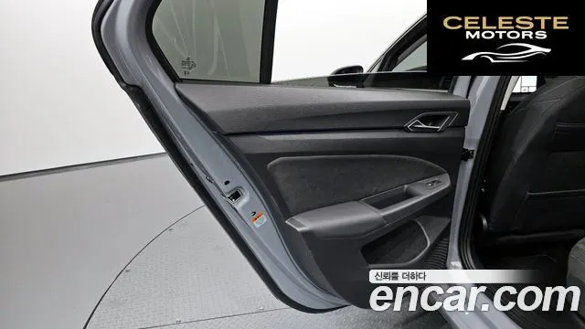 VOLKSWAGEN 82.0 TDI 2024 — photo 15 sur 33