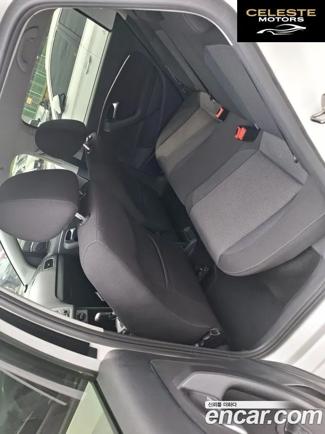 VOLKSWAGEN 1.4 TDI R-Line Premium 2016 — photo 12 sur 18