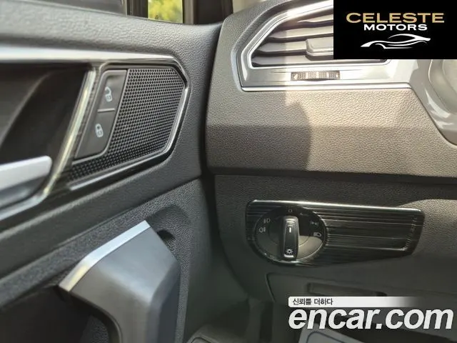 VOLKSWAGEN 22.0 TDI Premium 2018 — photo 14 sur 20