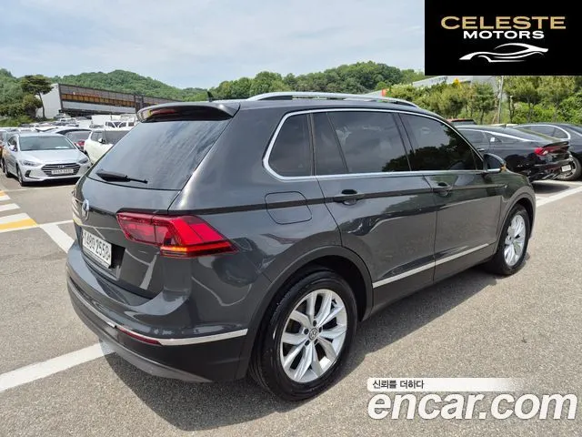 VOLKSWAGEN 22.0 TDI Premium 2018 — photo 4 sur 20