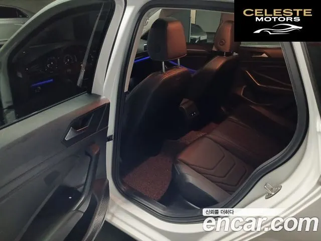 VOLKSWAGEN 71.4 TSI 2021 — photo 8 sur 26