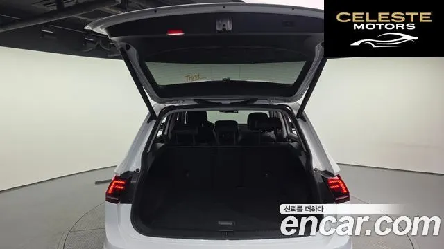 VOLKSWAGEN 22.0 TDI Premium 2020 — photo 20 sur 20