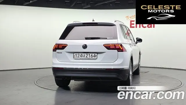 VOLKSWAGEN 22.0 TDI Premium 2020 — photo 4 sur 20