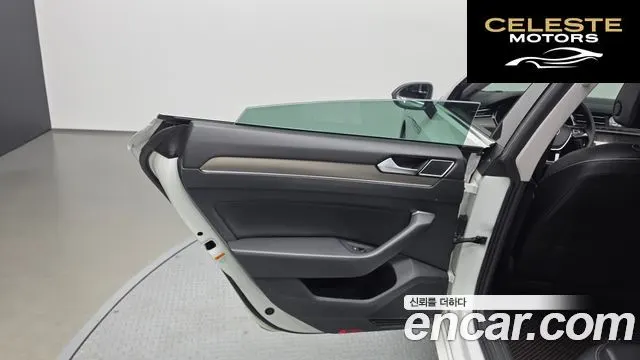 VOLKSWAGEN 2.0 TDI 2019 — photo 15 sur 40