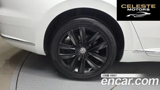 VOLKSWAGEN 2.0 TDI 2019 — photo 5 sur 40