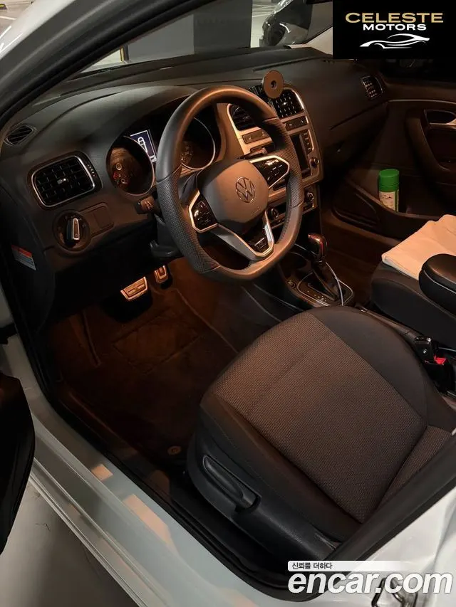 VOLKSWAGEN 1.4 TDI R-Line Premium 2016 — photo 15 sur 16