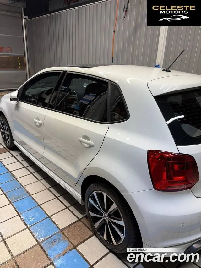 VOLKSWAGEN 1.4 TDI R-Line Premium 2016 — photo 3 sur 16