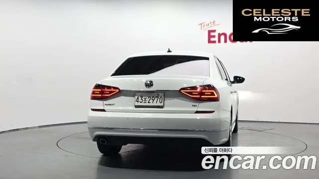 VOLKSWAGEN 2.0 TSI 2018 — photo 4 sur 20