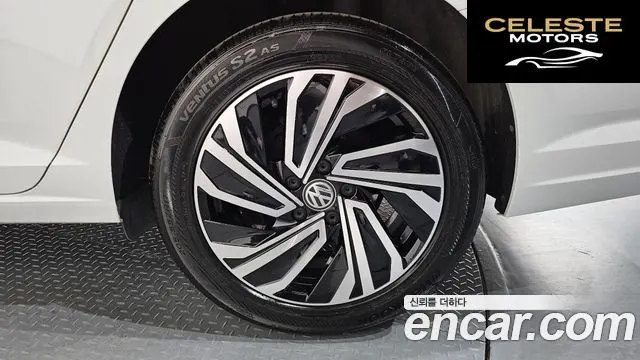 VOLKSWAGEN 71.4 TSI 2021 — photo 6 sur 37