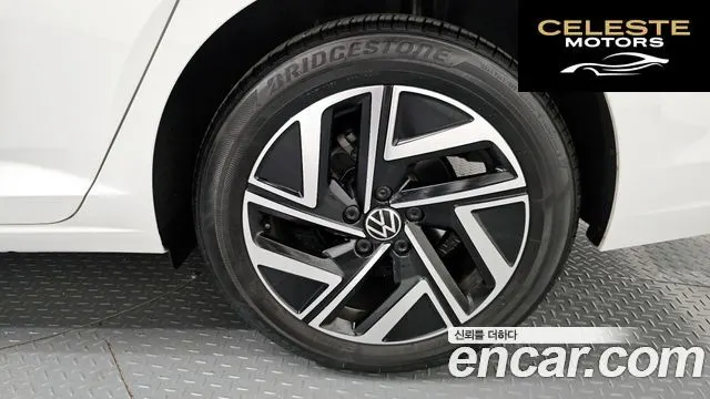 VOLKSWAGEN 71.5 TSI 2024 — photo 7 sur 37