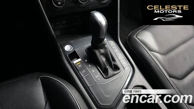VOLKSWAGEN 22.0 TDI Premium 2020 — photo 12 sur 32