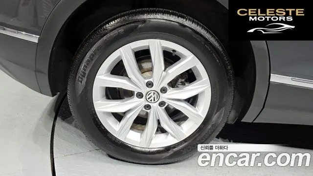 VOLKSWAGEN 22.0 TDI Premium 2020 — photo 5 sur 32