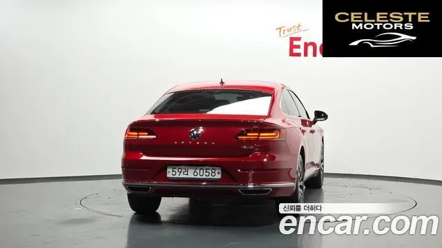 VOLKSWAGEN 2.0 TDI 2018 — photo 4 sur 39