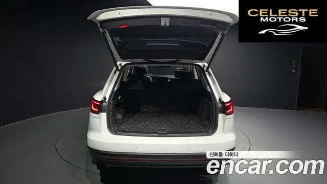 VOLKSWAGEN 33.0 TDI Premium 2022 — photo 20 sur 20