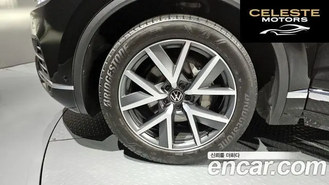VOLKSWAGEN 33.0 TDI 2023 — photo 5 sur 33