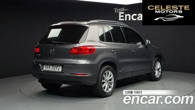 VOLKSWAGEN 2.0 TDI 2012 — photo 2 sur 20