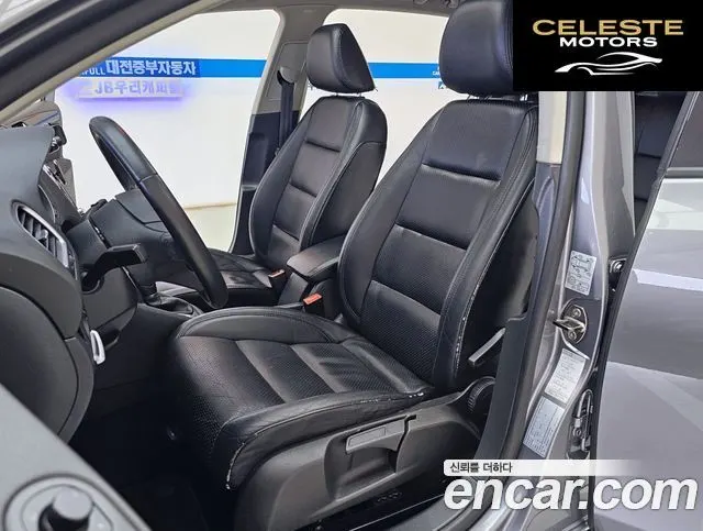 VOLKSWAGEN 61.4 TSI 2012 — photo 10 sur 26