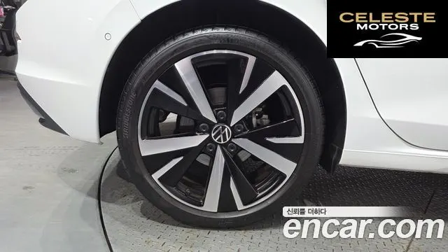 VOLKSWAGEN 82.0 TDI 2025 — photo 5 sur 38