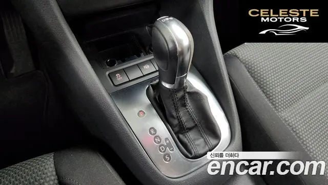 VOLKSWAGEN 61.4 TSI 2012 — photo 9 sur 20