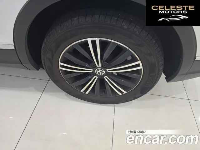 VOLKSWAGEN 22.0 TDI Premium 2022 — photo 5 sur 19
