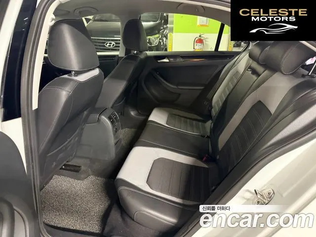 VOLKSWAGEN 2.0 TDI 2015 — photo 7 sur 26