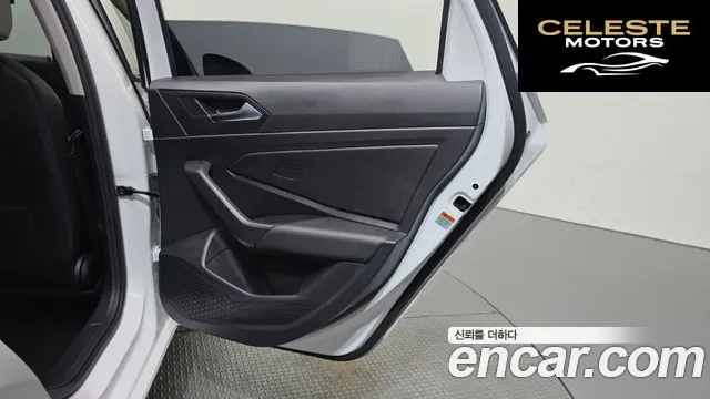 VOLKSWAGEN 71.4 TSI 2021 — photo 15 sur 32