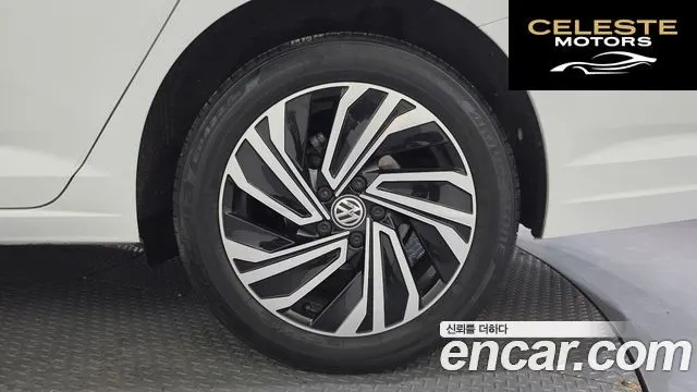 VOLKSWAGEN 71.4 TSI 2021 — photo 7 sur 32