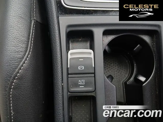 VOLKSWAGEN 72.0 TDI Premium 2016 — photo 17 sur 26