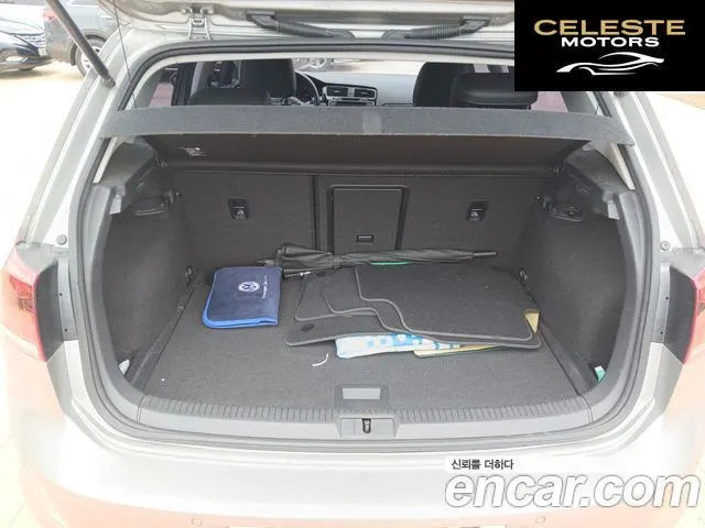 VOLKSWAGEN 72.0 TDI Premium 2016 — photo 19 sur 26