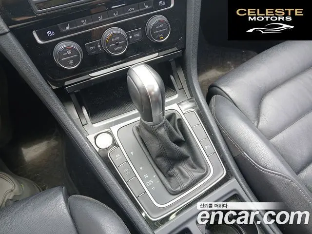 VOLKSWAGEN 72.0 TDI Premium 2016 — photo 8 sur 26