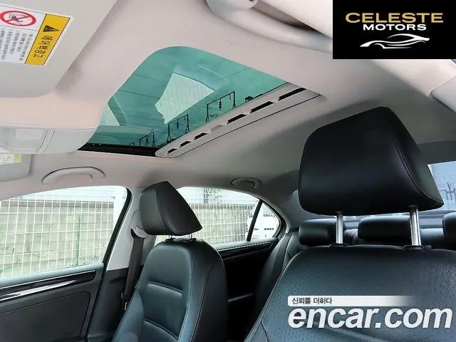 VOLKSWAGEN 2.0 TDI Premium 2015 — photo 18 sur 26