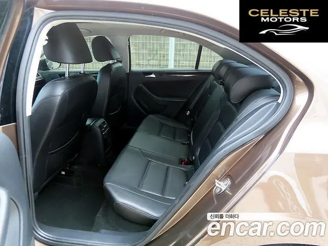 VOLKSWAGEN 2.0 TDI Premium 2015 — photo 6 sur 26