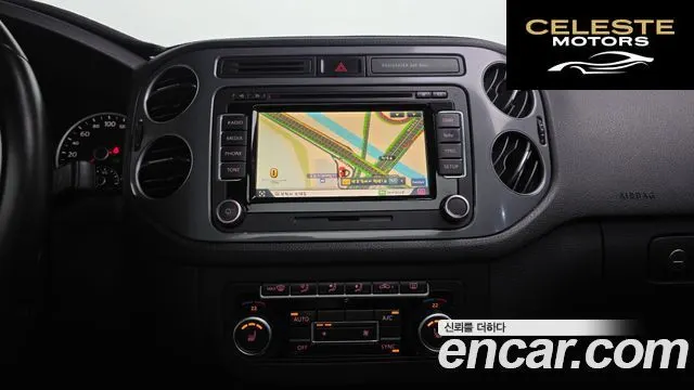 VOLKSWAGEN 2.0 TDI Premium 2015 — photo 13 sur 20