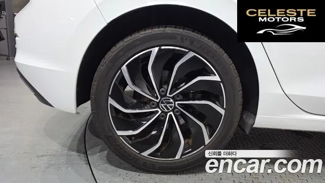 VOLKSWAGEN 82.0 TDI 2022 — photo 5 sur 20