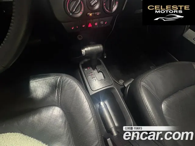 VOLKSWAGEN 2.0 Cabriolet 2009 — photo 9 sur 25