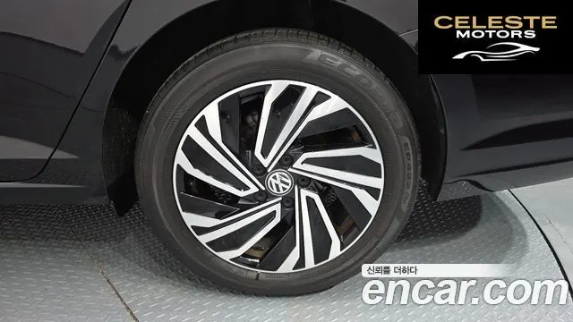VOLKSWAGEN 71.4 TSI 2021 — photo 7 sur 32