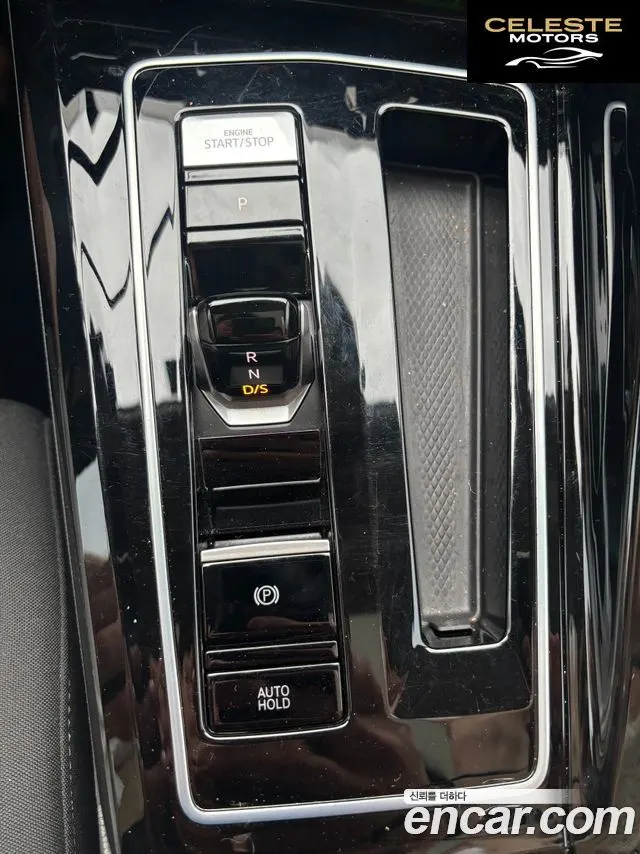 VOLKSWAGEN 82.0 TDI 2023 — photo 12 sur 21