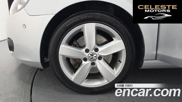 VOLKSWAGEN 61.4 TSI 2013 — photo 5 sur 26