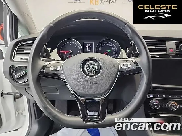 VOLKSWAGEN 72.0 TDI Premium 2015 — photo 9 sur 26