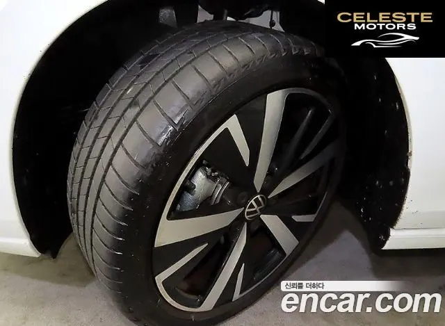 VOLKSWAGEN 82.0 TDI 2025 — photo 20 sur 26